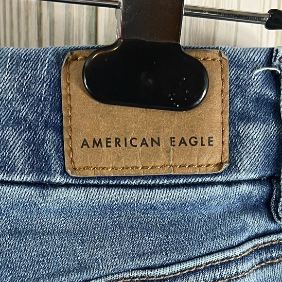American Eagle Curvy Hi-Rise Jeggings - Picture 4 of 6